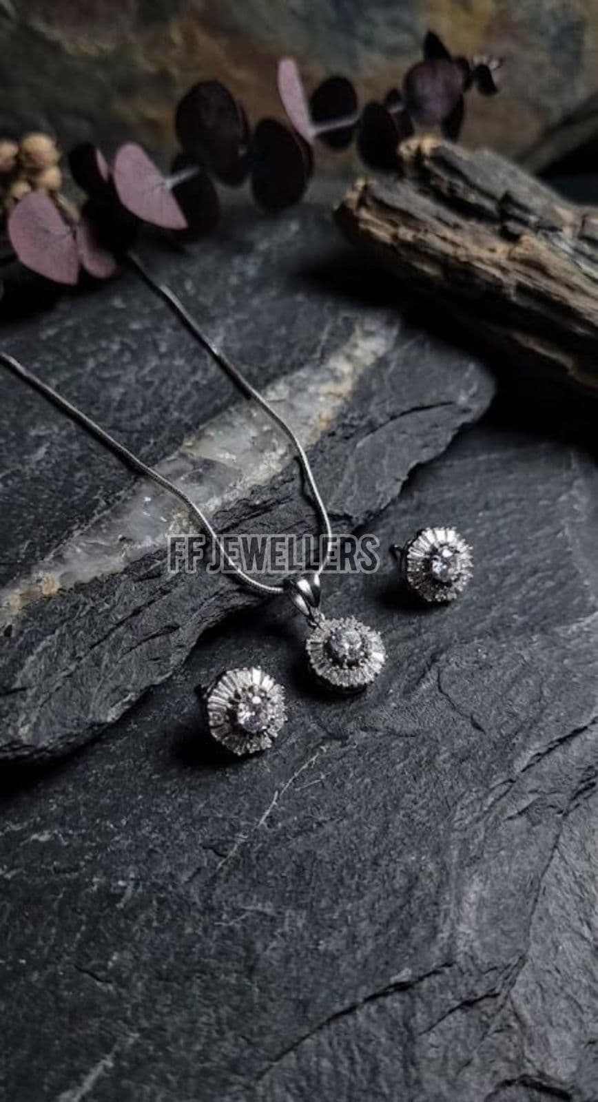 Brilliant Zircon Halo Locket Set with Tops